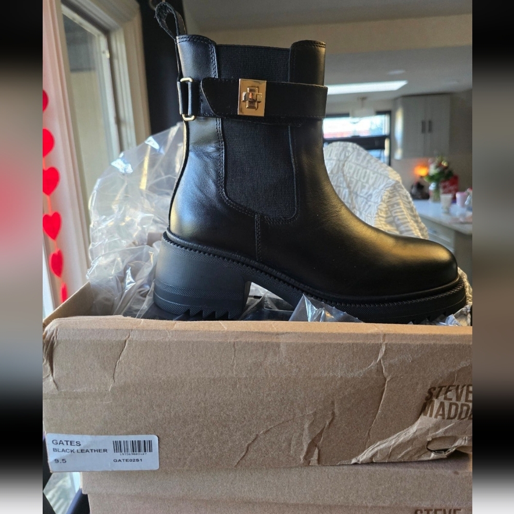 Steve madden boots